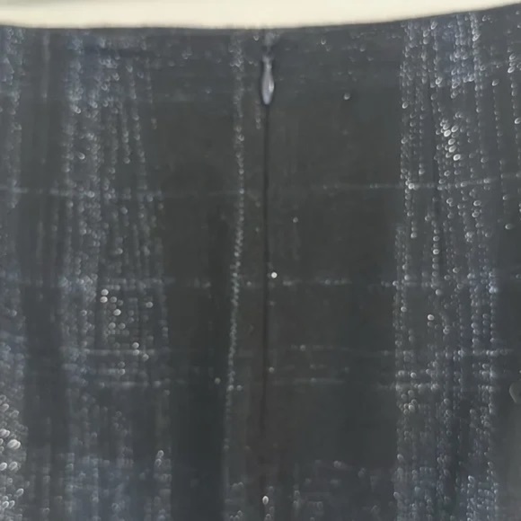 NWT Alberta Ferretti sz42 black wool skirt, silver metallic threading throughout - Picture 5 of 10